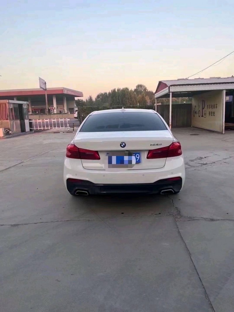 北京18年宝马5系1