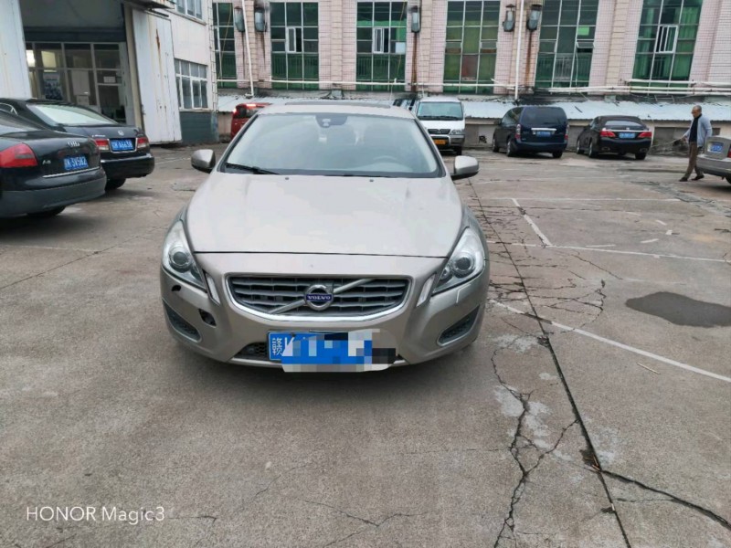 宜春13年沃尔沃S60L9