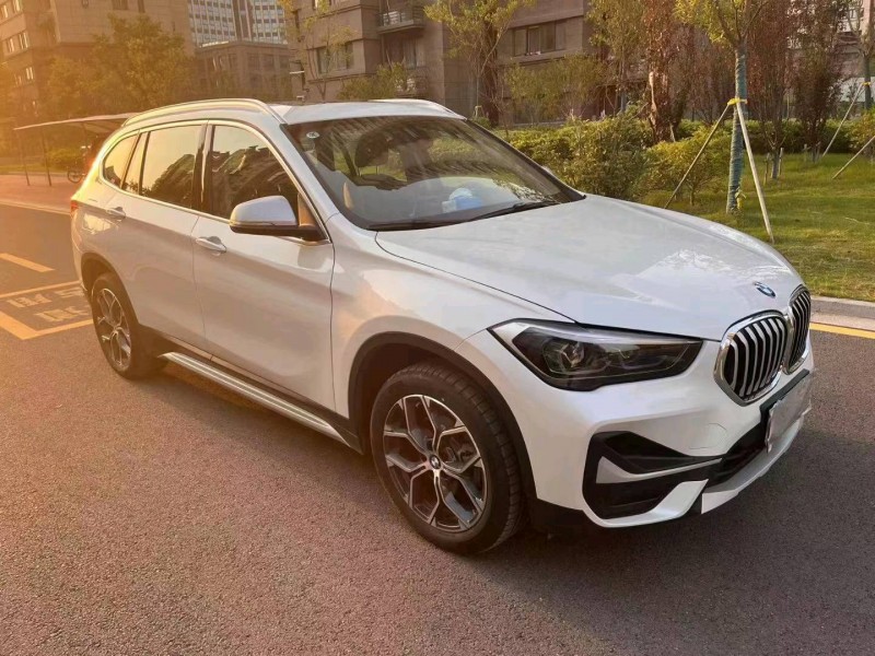 徐州21年宝马1系3