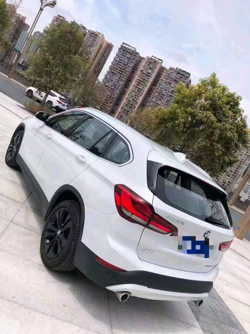 成都21年宝马X13