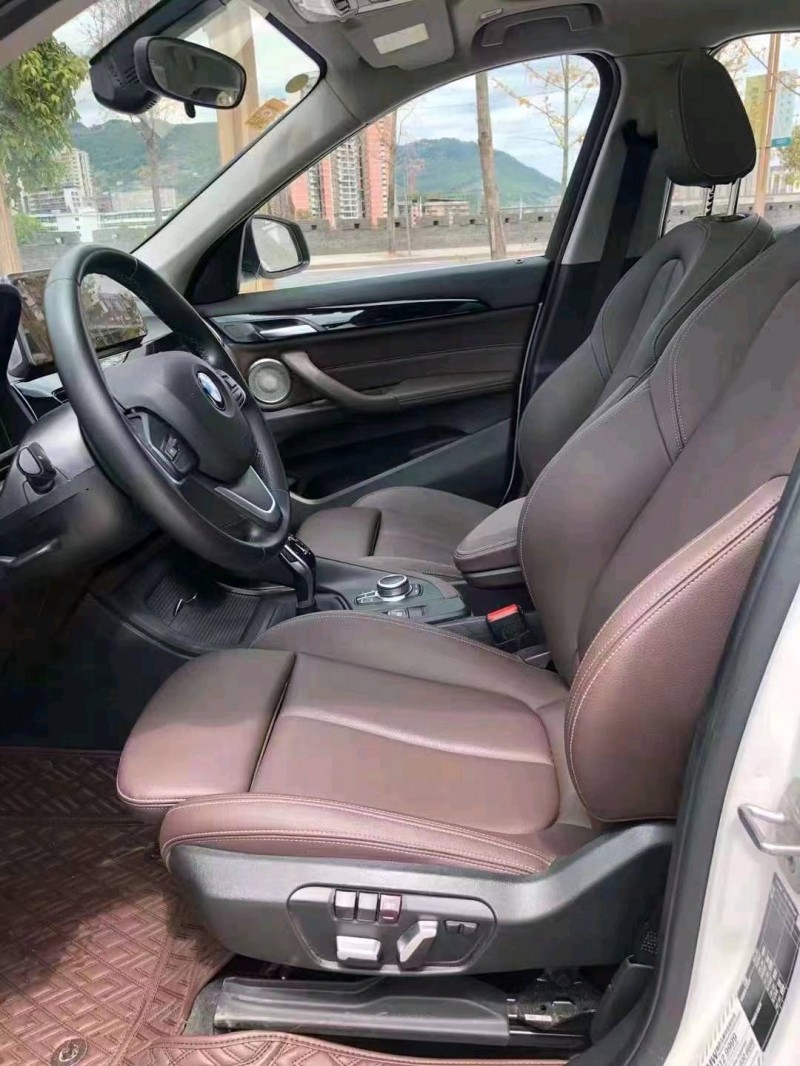 成都21年宝马X17