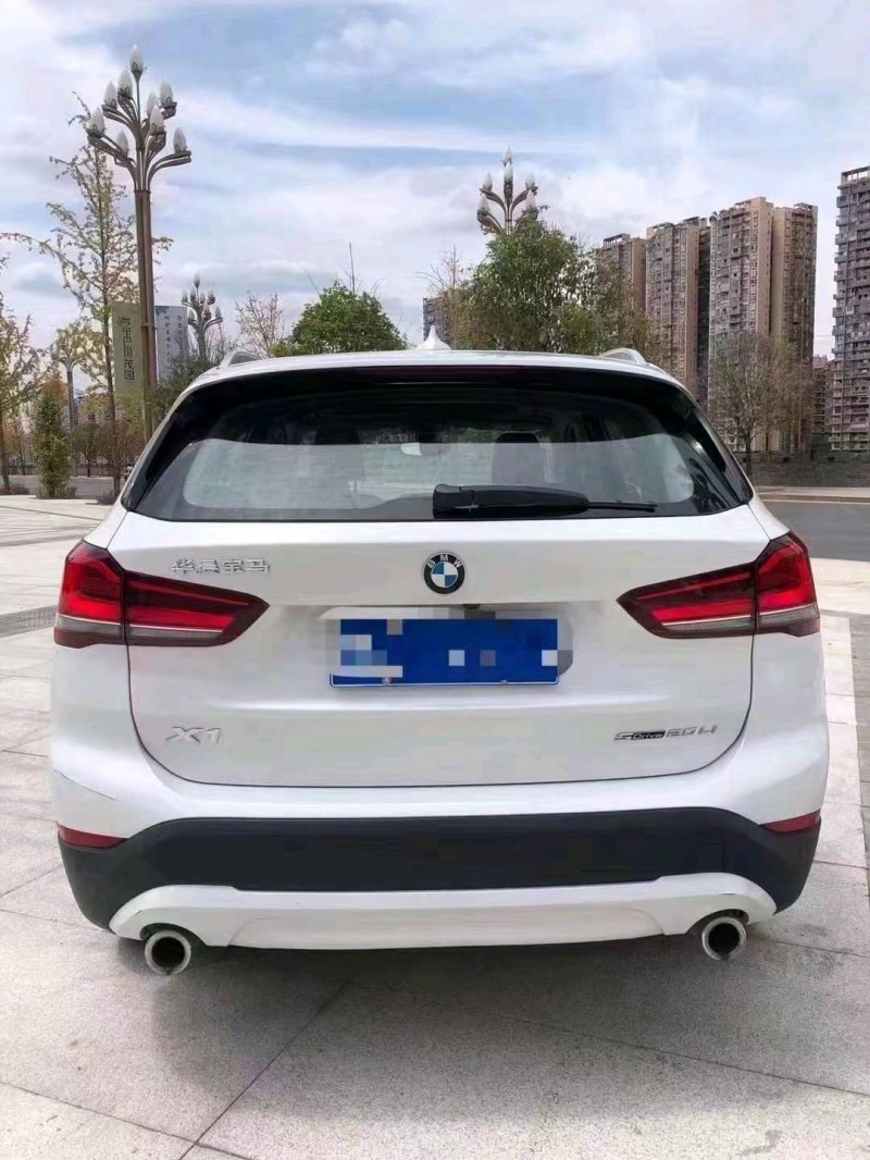 成都21年宝马X19
