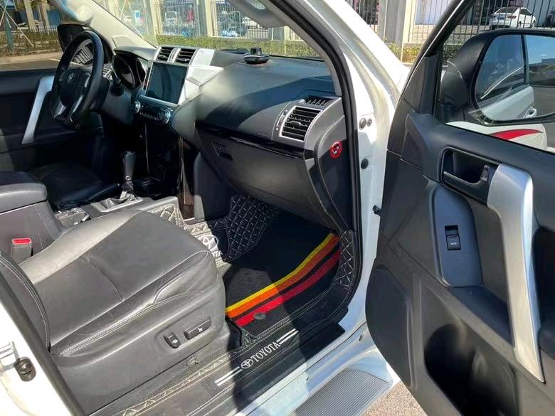 盐城17年丰田普拉多5