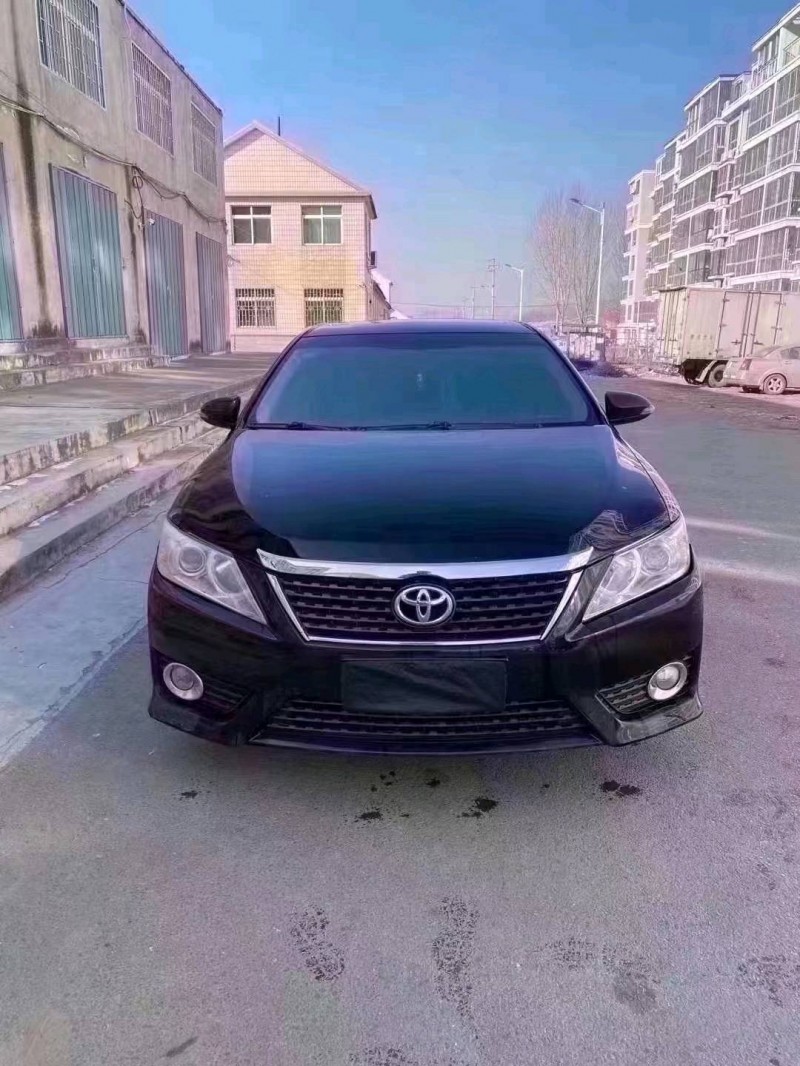 济宁13年丰田凯美瑞5