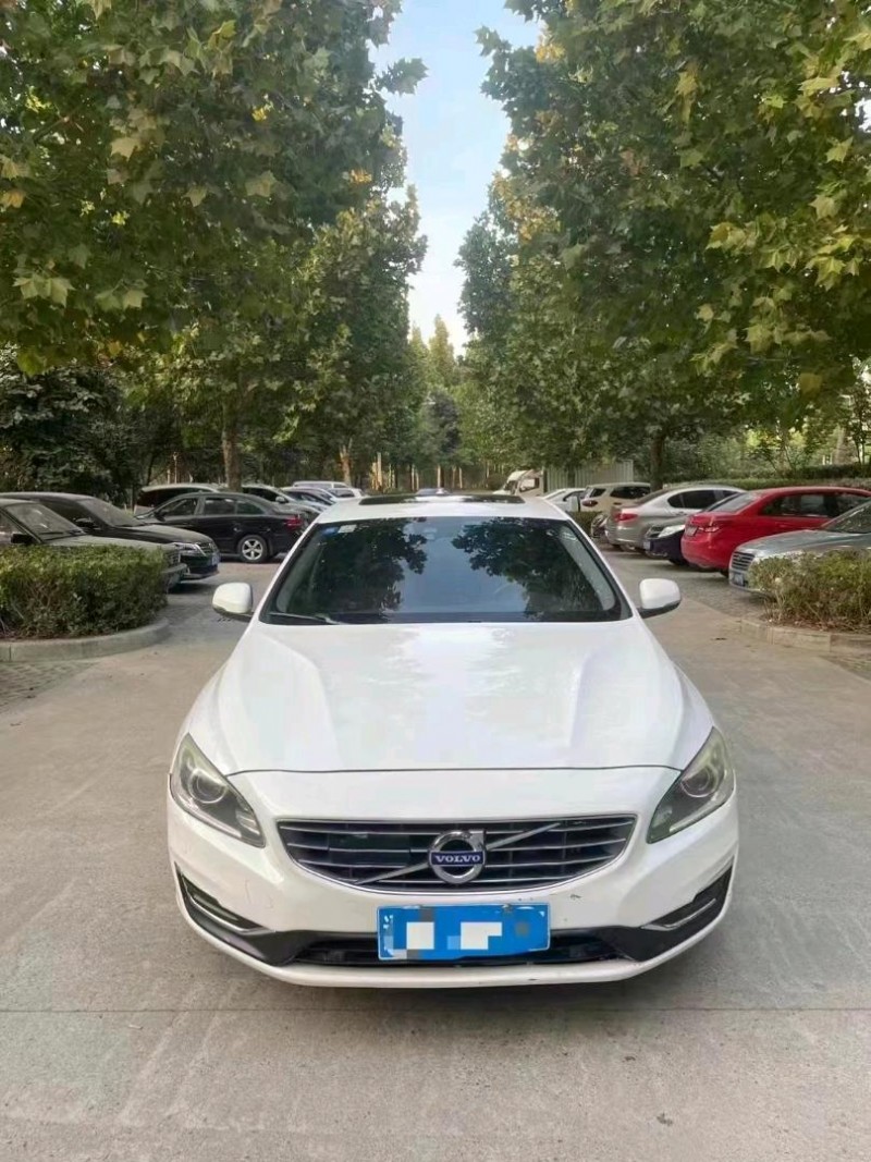 枣庄13年沃尔沃S60L1