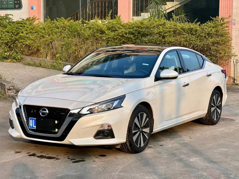 东莞22年日产天籁2