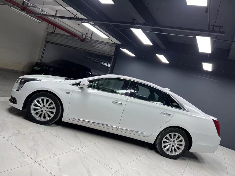 成都18年凯迪拉克XTS6