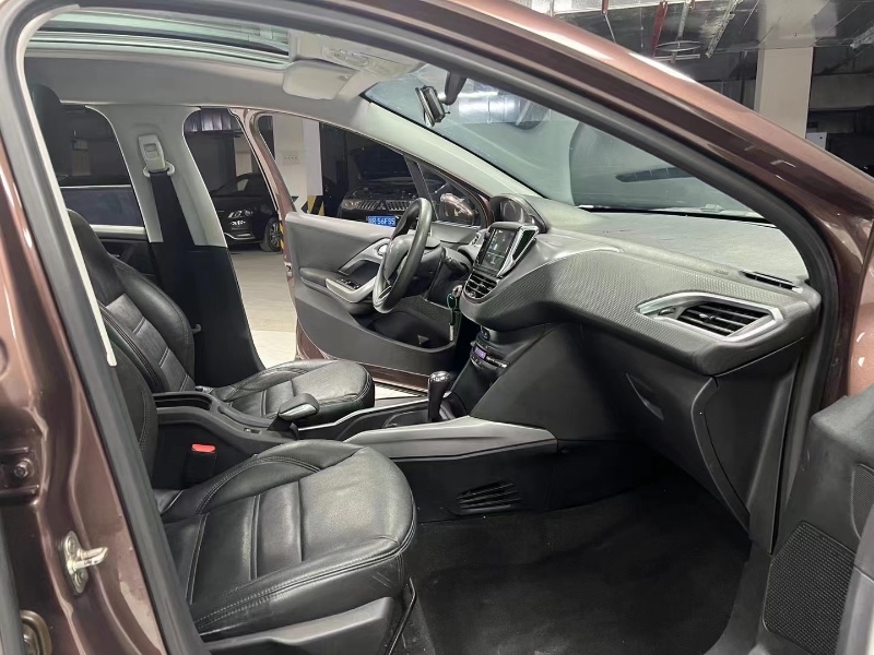 成都15年标致20085