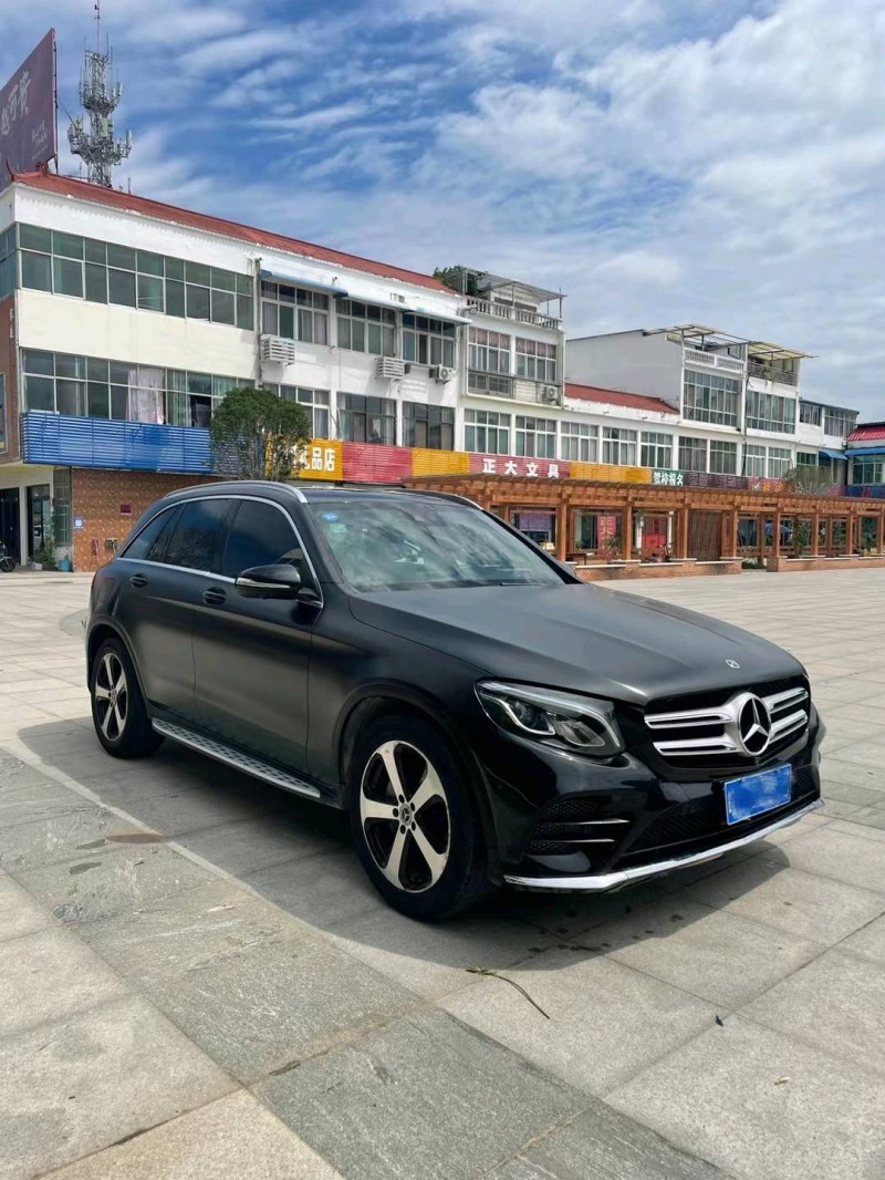 青岛18年奔驰GLC3