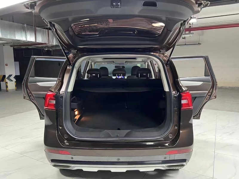 成都17年东风景逸9