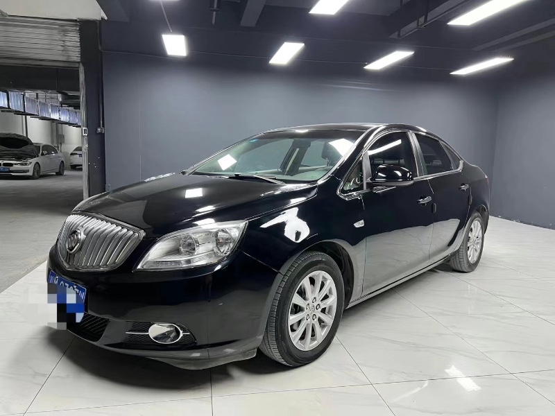 成都15年别克英朗2