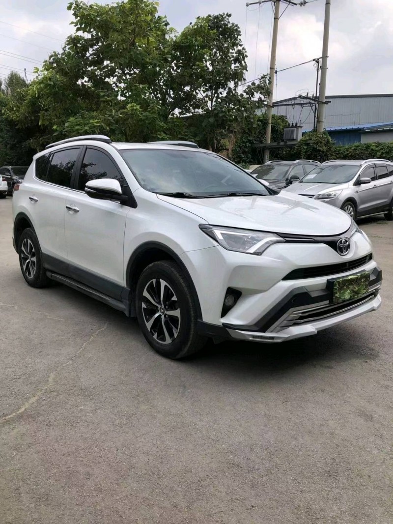 沈阳18年丰田RAV4荣放2
