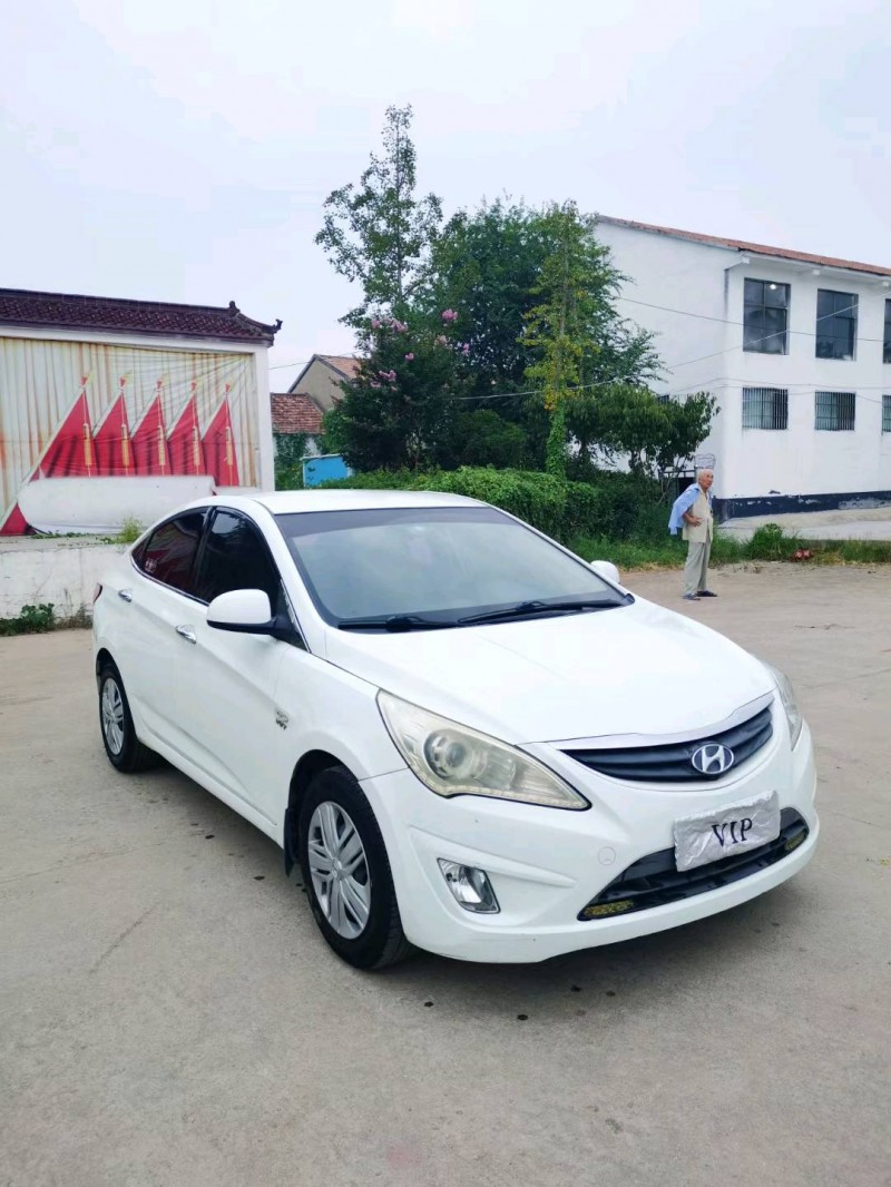 徐州14年现代瑞纳7