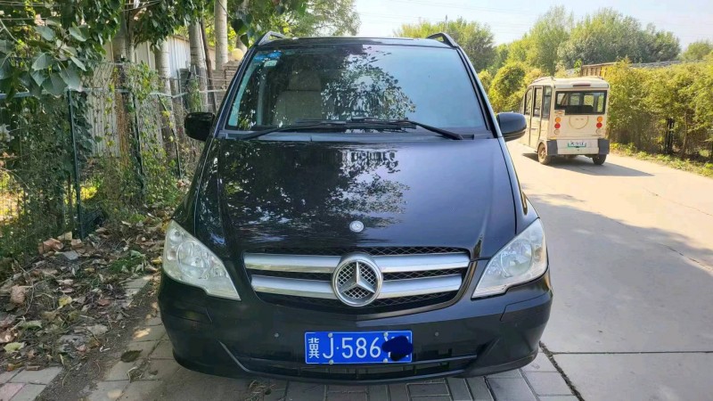 邢台13年奔驰威霆1