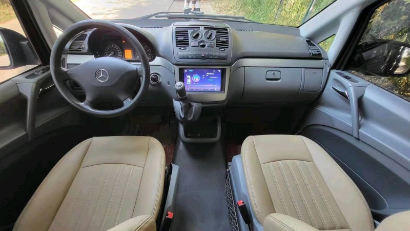 邢台13年奔驰威霆7