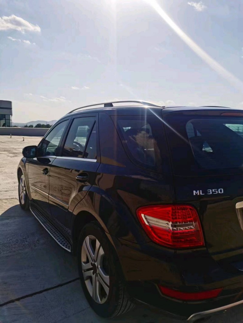 东营09年奔驰ML7