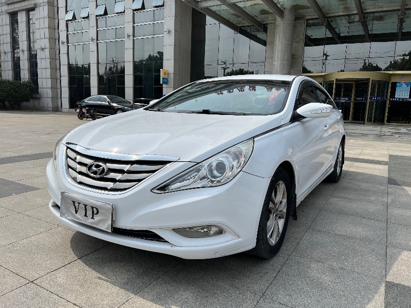 枣庄12年现代索纳塔八9