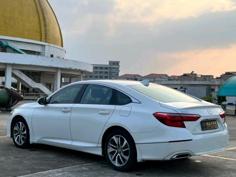 东莞20年本田英诗派8