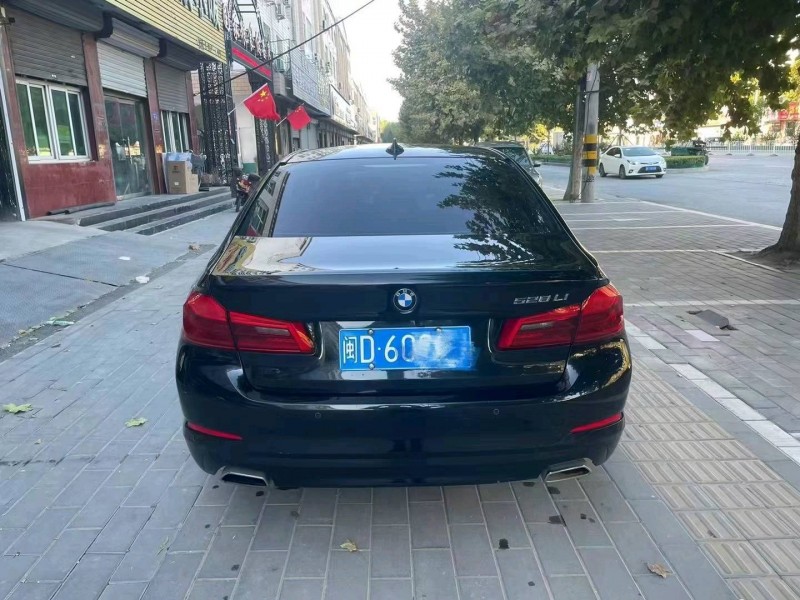 东莞18年宝马5系9