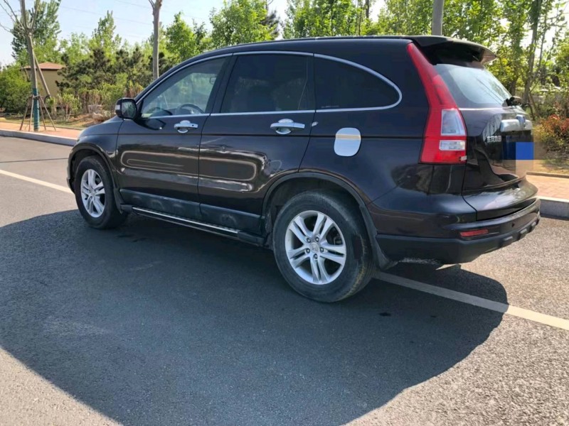 青岛10年本田CRV2