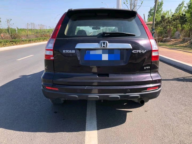 青岛10年本田CRV1