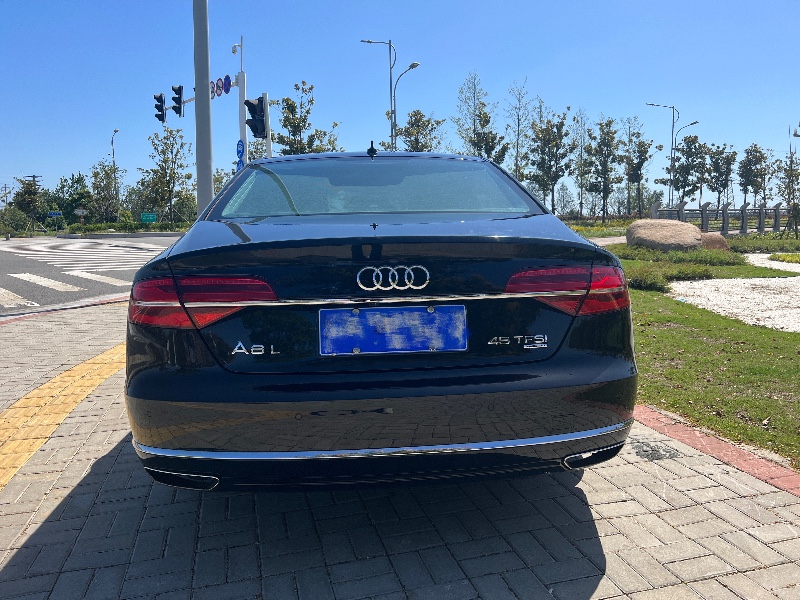 泰州16年奥迪A8L2