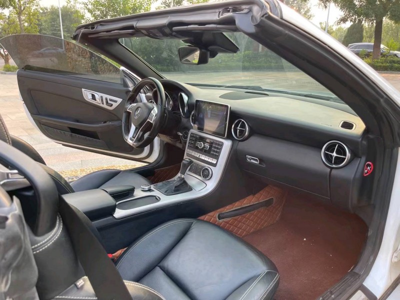 青岛13年奔驰SLK3