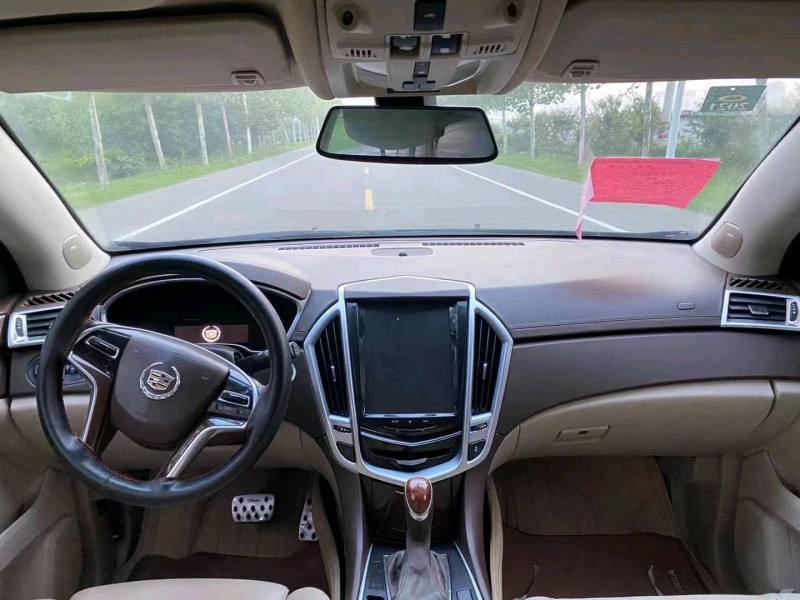 徐州13年凯迪拉克SRX4