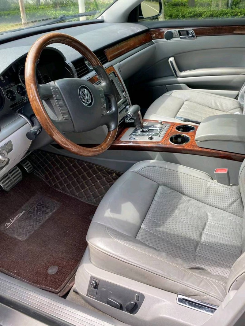 徐州11年大众辉腾6