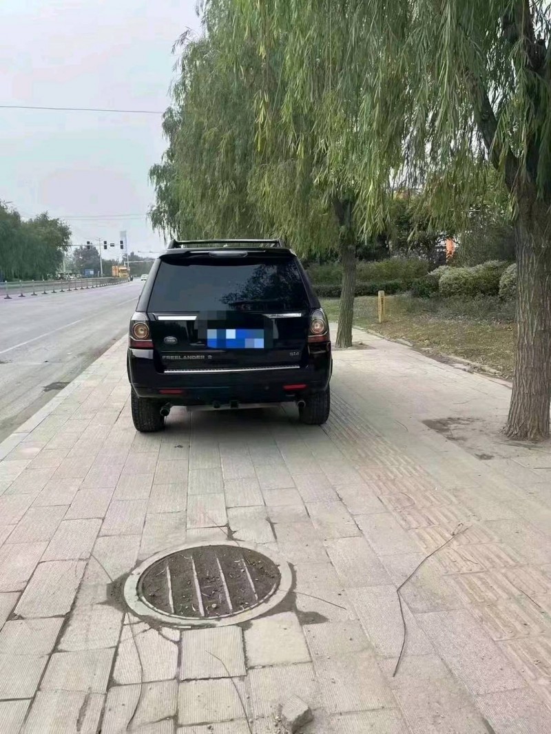 东营13年路虎神行者5