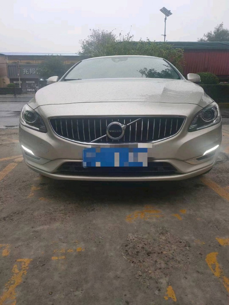 潍坊19年沃尔沃S60L1