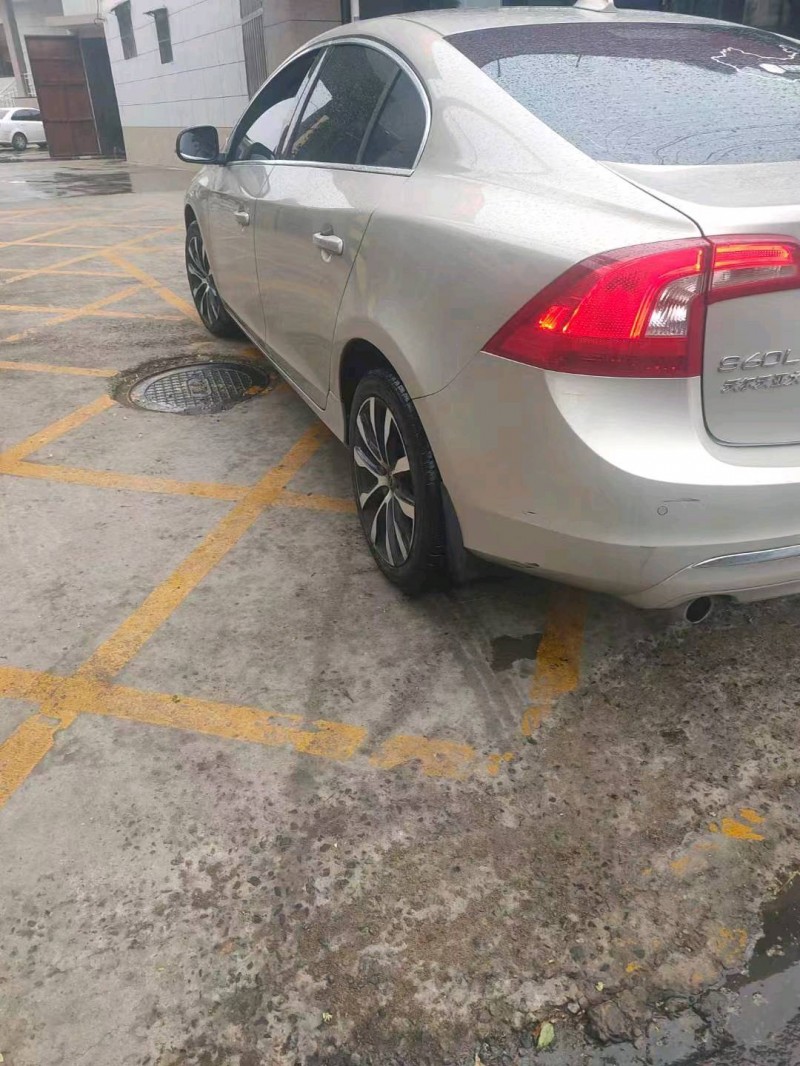 潍坊19年沃尔沃S60L4