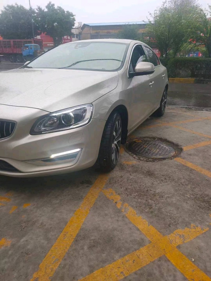 潍坊19年沃尔沃S60L6