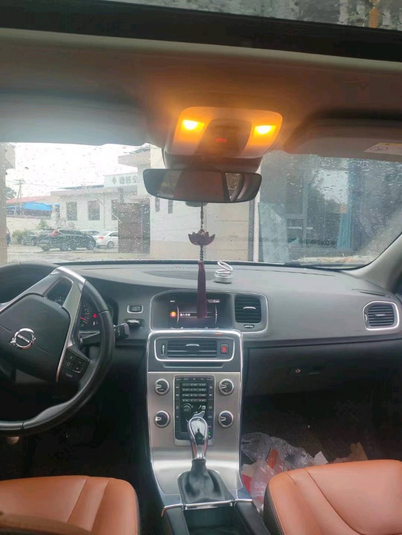 潍坊19年沃尔沃S60L9