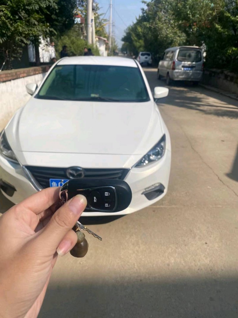 枣庄15年马自达昂克赛拉1