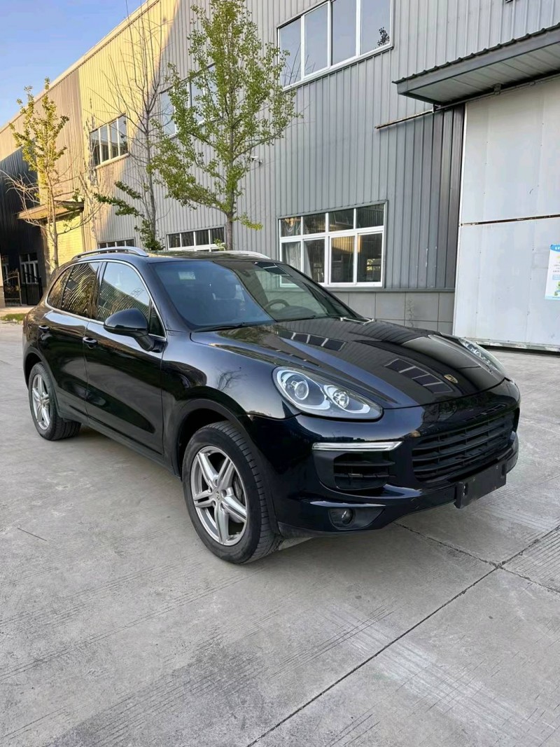 徐州17年保时捷卡宴2