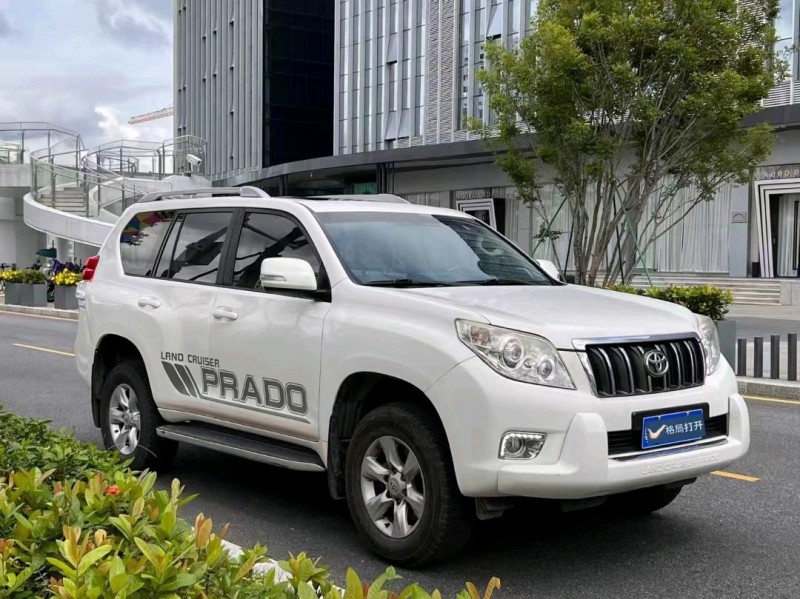东莞13年丰田普拉多2