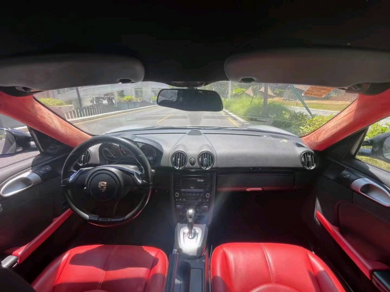 东莞12年保时捷卡曼5