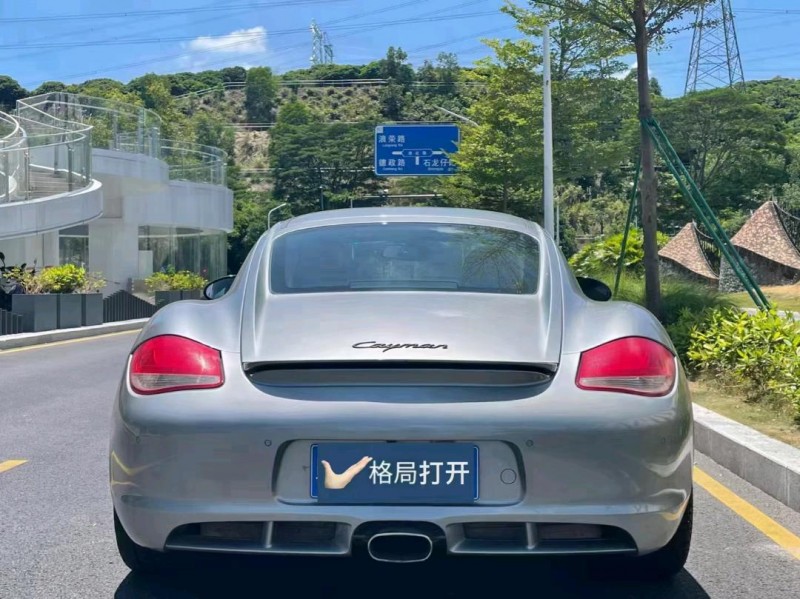 东莞12年保时捷卡曼9