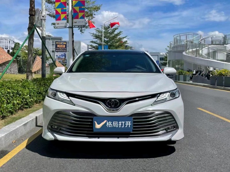 东莞18年丰田凯美瑞1