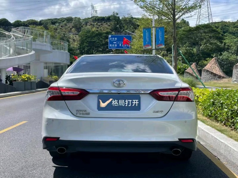 东莞18年丰田凯美瑞9