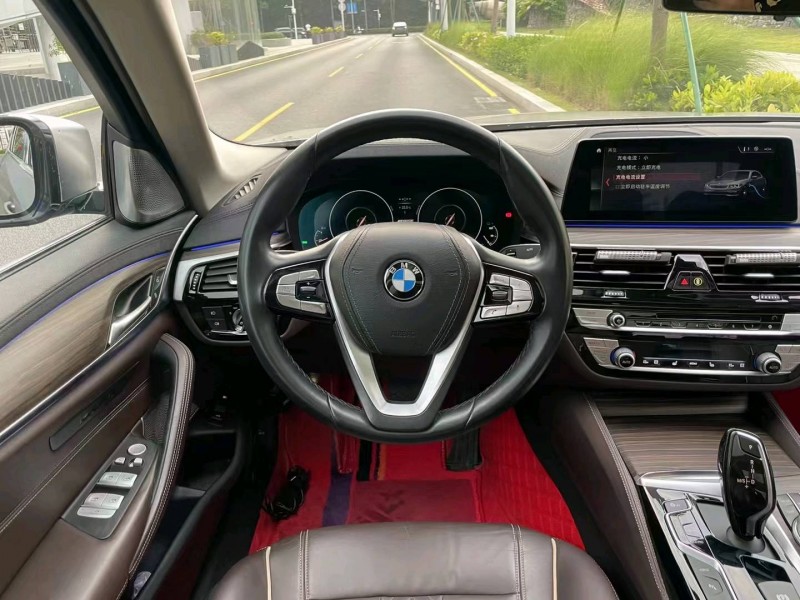 东莞19年宝马5系5