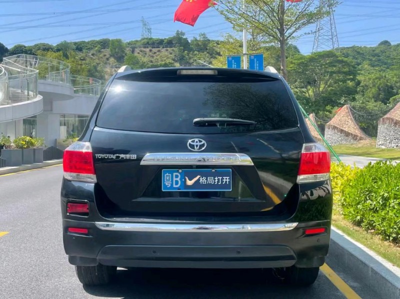 东莞13年丰田汉兰达9