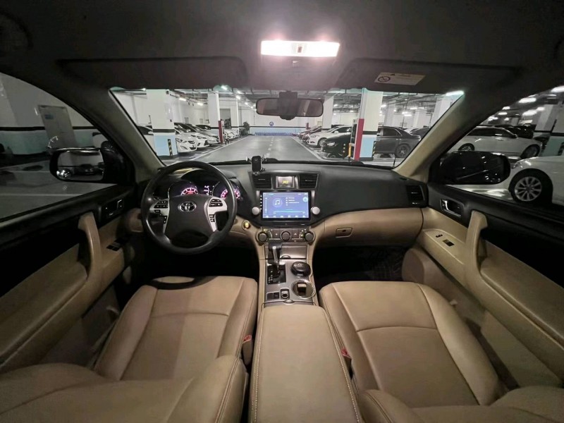 东莞14年丰田汉兰达6