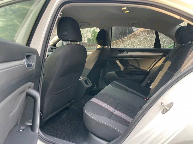 东莞20年大众凌渡7