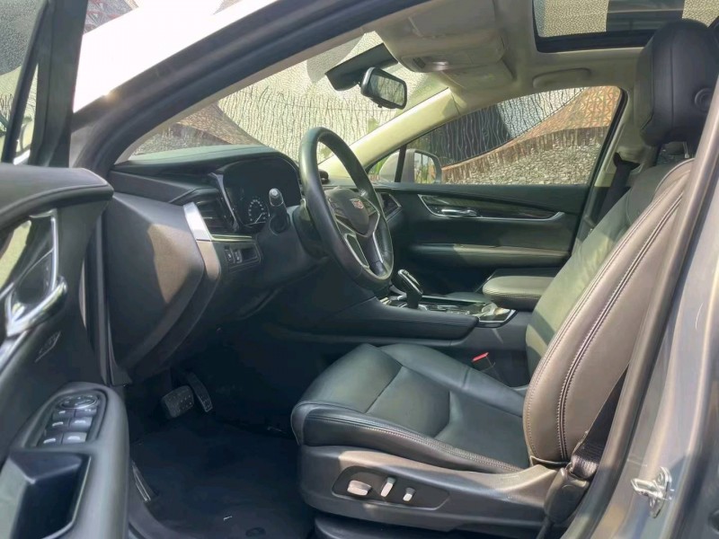 东莞17年凯迪拉克XT54