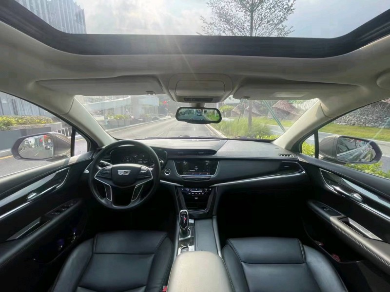 东莞17年凯迪拉克XT56