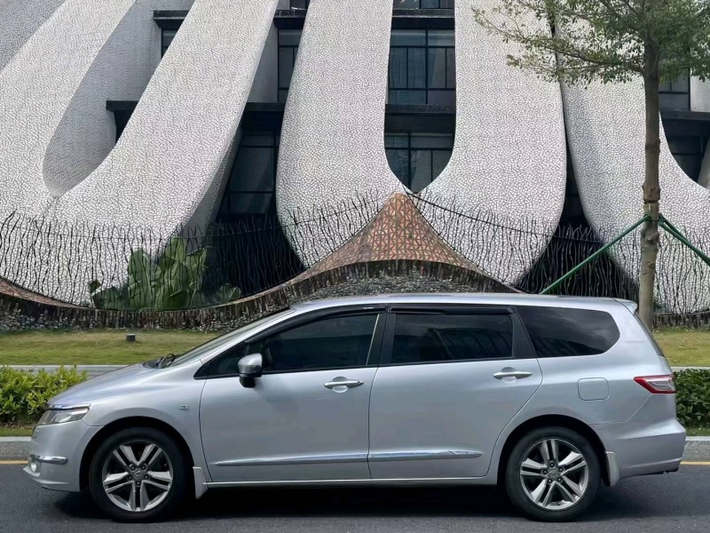 东莞11年本田奥德赛2