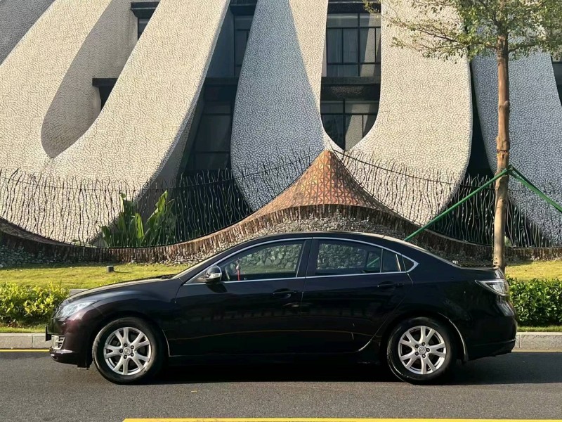 东莞13年马自达睿翼8