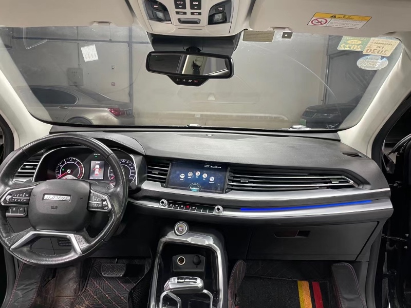 成都18年哈弗H68